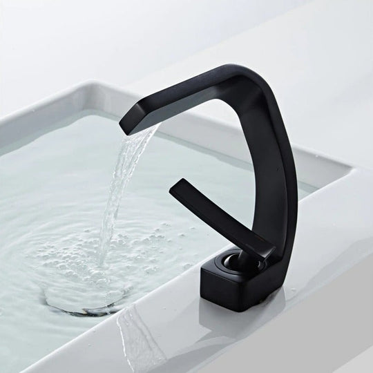 Robinet incurvé moderne pour cuisine et salle de bain 6