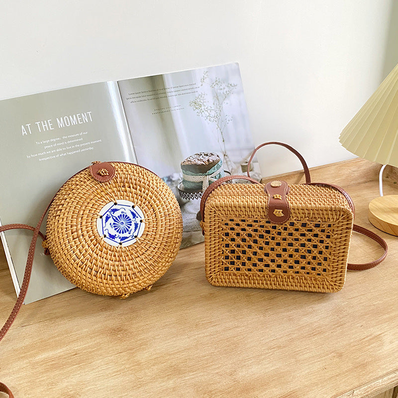 Sac À Main Femme Panier Rond Avec Détail Unique 1