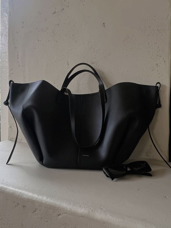 Sac Femme Fourre Tout Pratique et Spacieux Moderne 5
