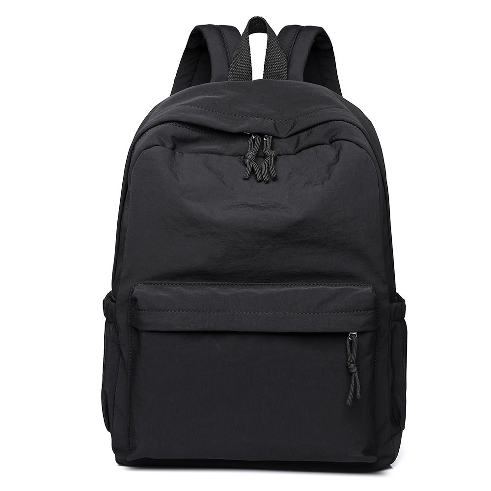 Sac à dos de voyage pour femme au design minimaliste 1