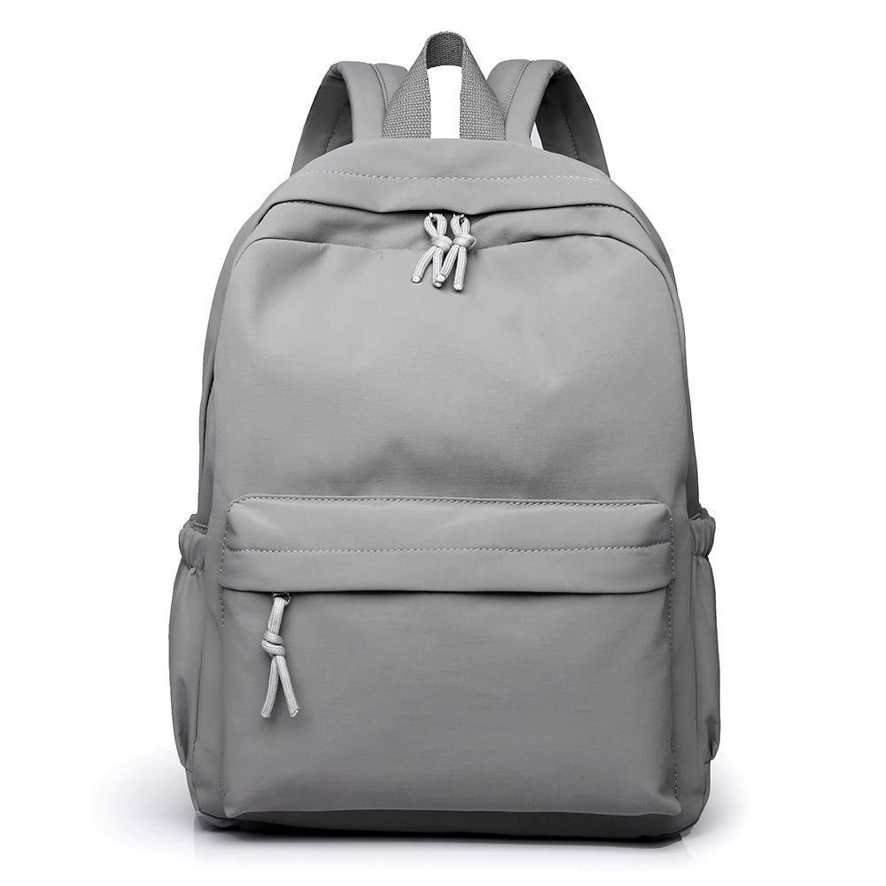 Sac à dos de voyage pour femme au design minimaliste 2