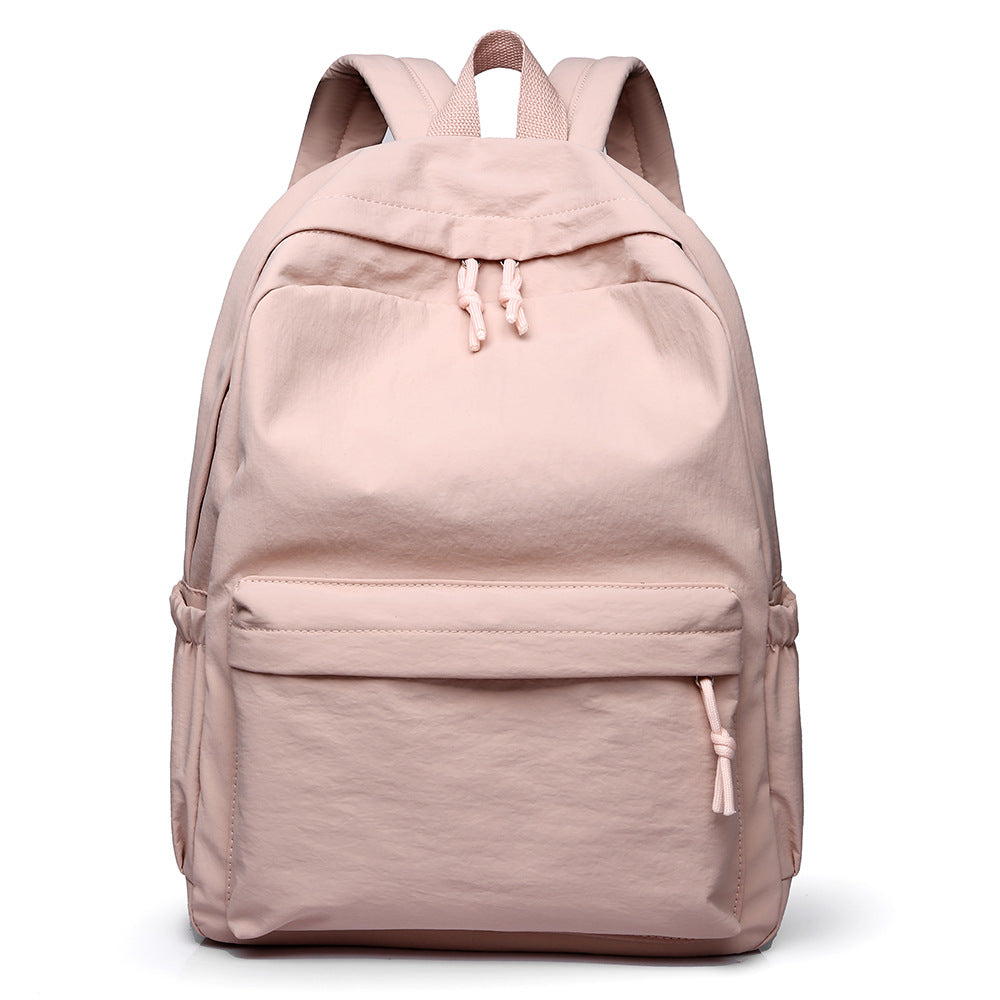 Sac à dos de voyage pour femme au design minimaliste 3