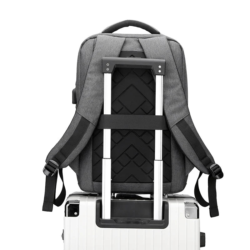 Sac à dos fonctionnel pour homme design moderne 2