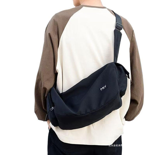 Sac bandoulière femme design moderne avec compartiments pratiques 4