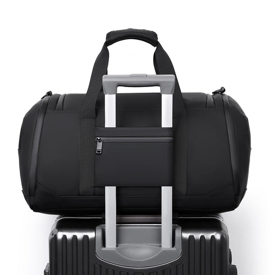 Sac de sport multifonctionnel pour homme imperméable et résistant 2