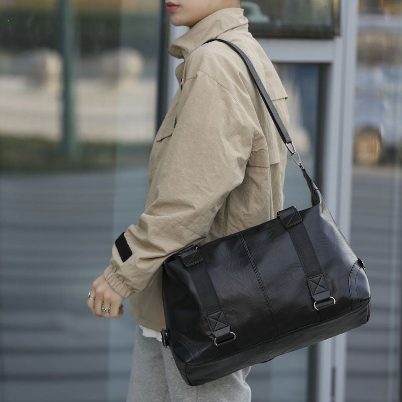 Sac de voyage multifonctionnel pour homme et femme pratique et spacieux 4