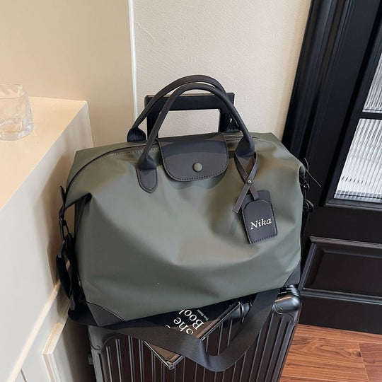 Sac de voyage polyvalent pour homme et femme au design moderne 5