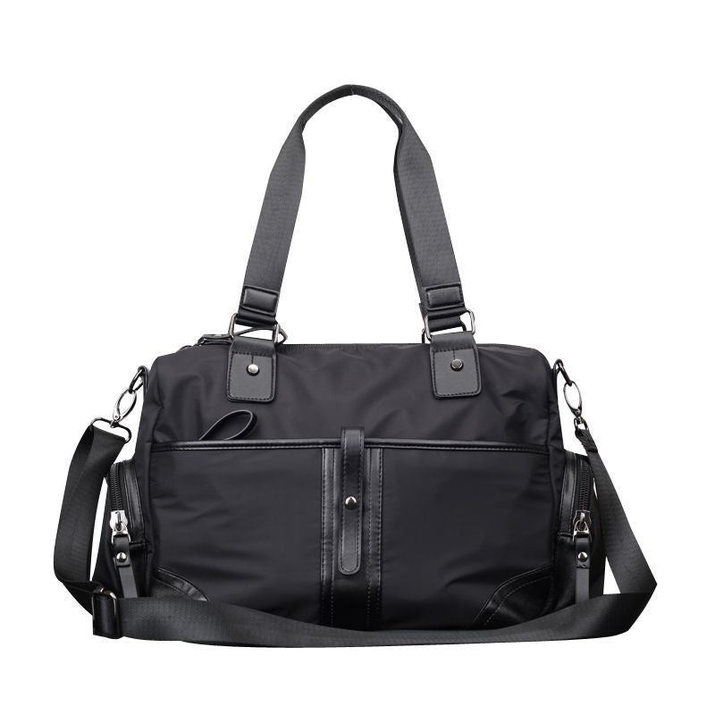 Sac multifonctionnel pour homme au design moderne 4