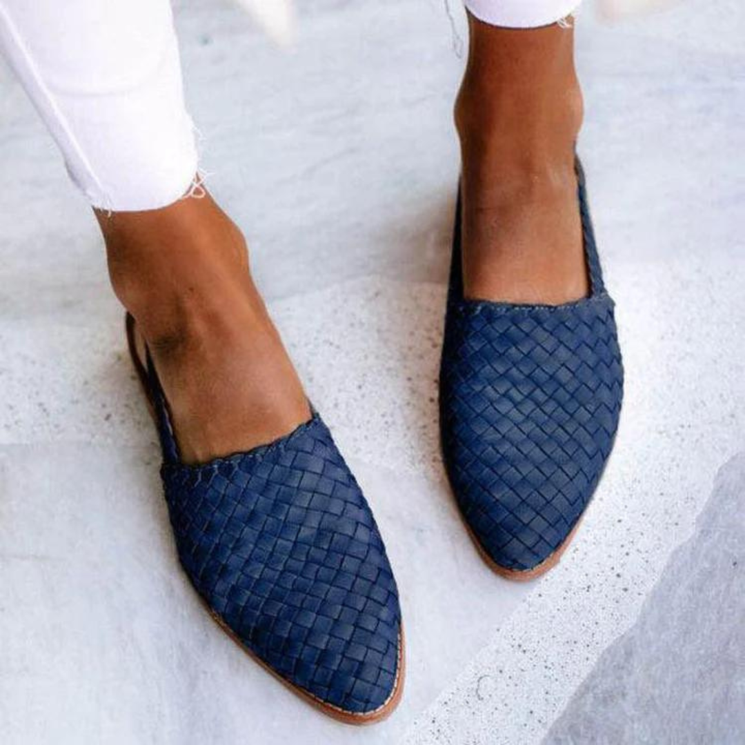Sandales Plates Artisanales pour Femmes Élégantes 1