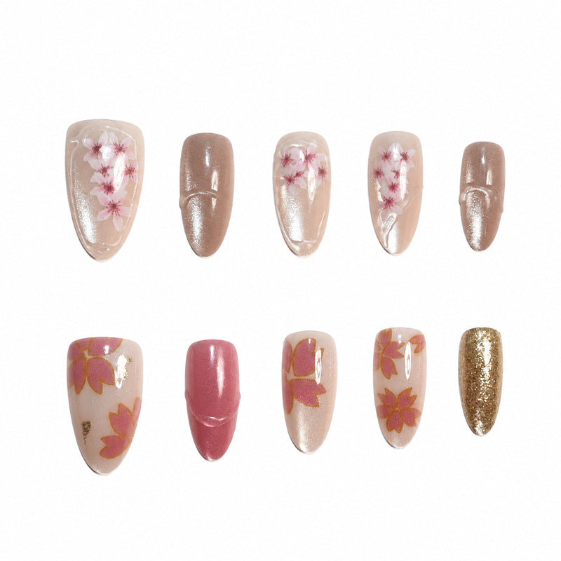 Set d'ongles pour femmes avec designs variés 1