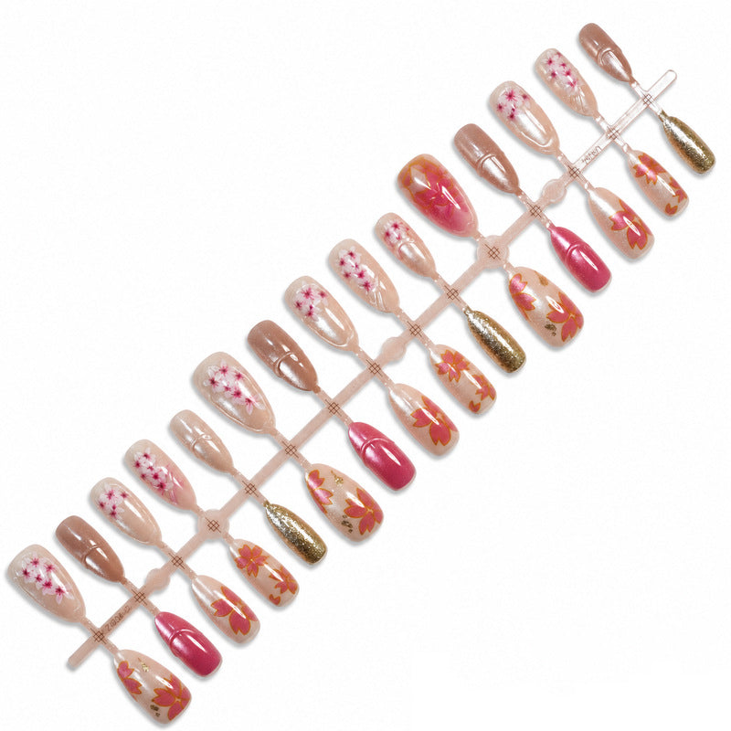 Set d'ongles pour femmes avec designs variés 2