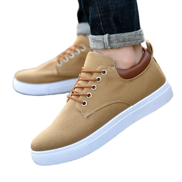 Sneakers pour hommes au design intemporel 0