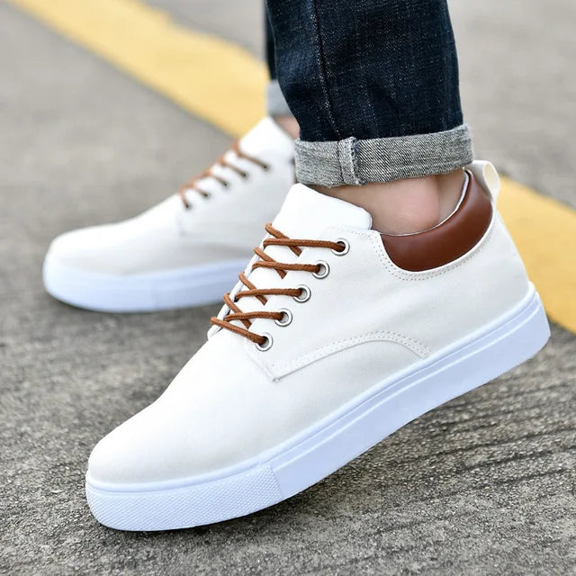 Sneakers pour hommes au design intemporel 9