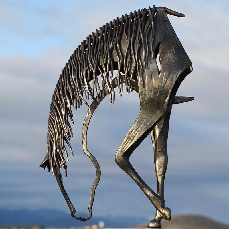 Statue Jardin Cheval Moderne pour Décoration Extérieure 10