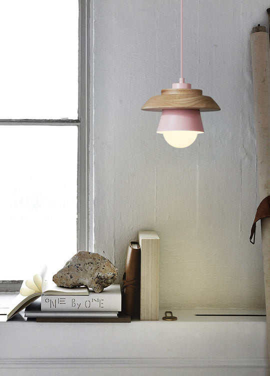 Suspension en Bois Nordique Moderne 9
