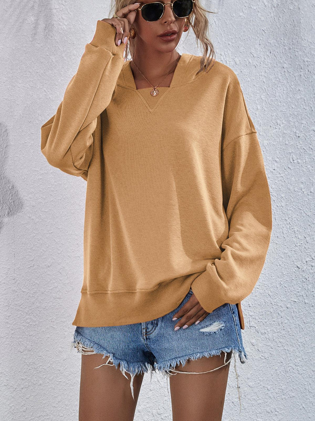 Sweat à Capuche à Épaules Tombantes en Polyester 8