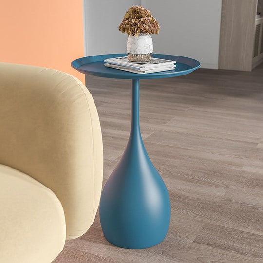 Table d'appoint Ronde en Métal au Style Médiéval Moderne 7