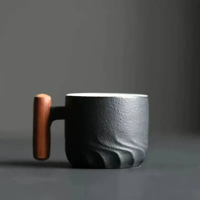 Tasse à café en céramique avec poignée en bois 3