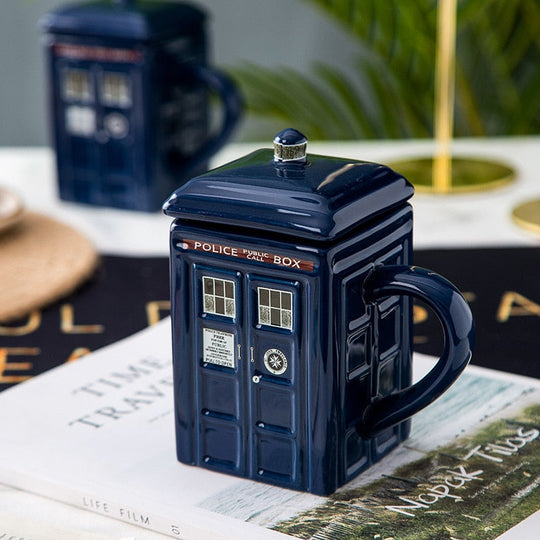 Tasse en Céramique Inspirée de la Boîte de Police avec Cuillère Assortie 1