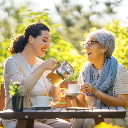 Théière en Verre InfusiSense avec Mécanisme à Bouton-Poussoir Moderne 1