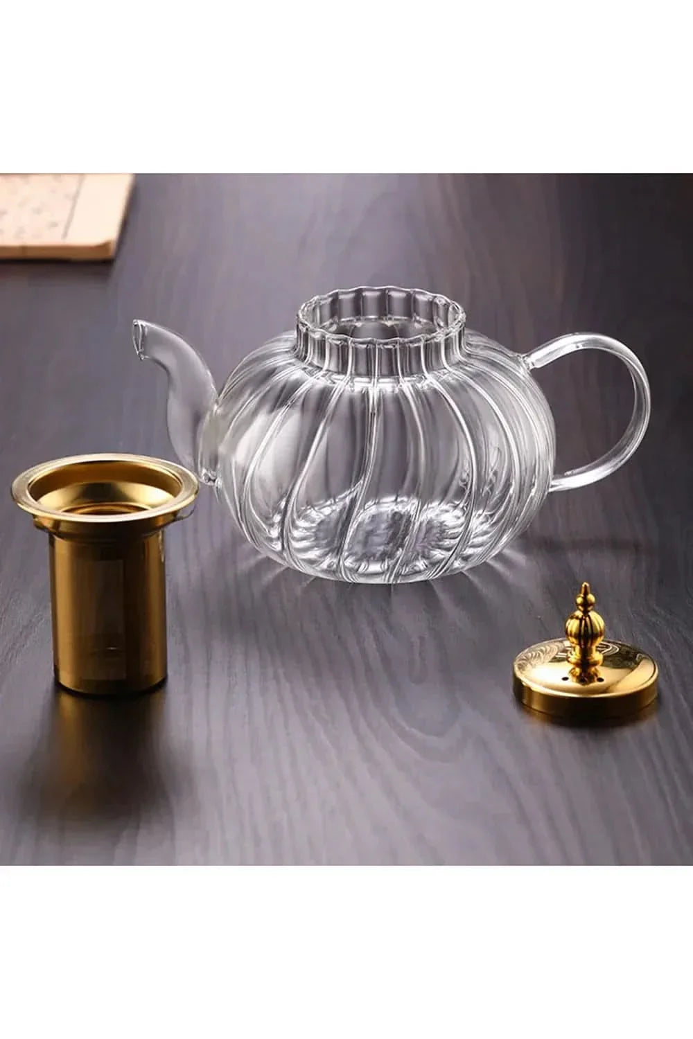 Théière en verre avec infuseur pour un service élégant 3