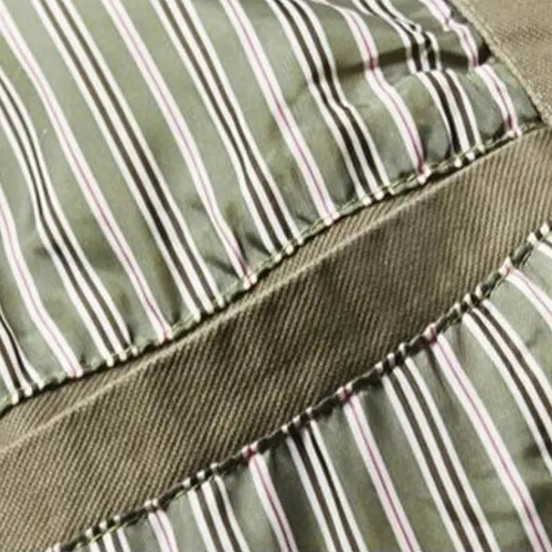 Veste Imperméable Homme Moderne avec Capuche Réglable et Poches Pratiques 6