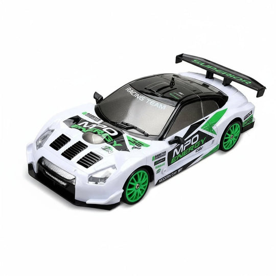 Voiture RC 4WD Drift avec Pneus Glissants 12