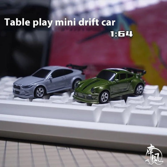 Voiture de Course Miniature Télécommandée 1:64 3