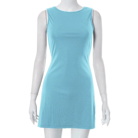 Mini-robe sans manches ajustée en A pour femme