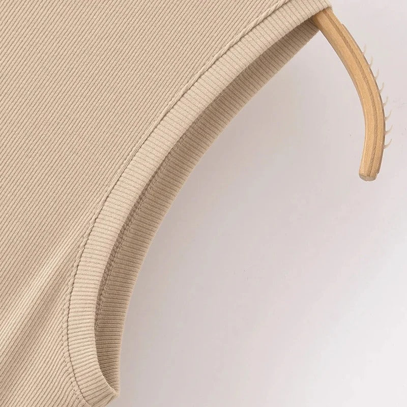Robe longue élégante sans manches pour femme