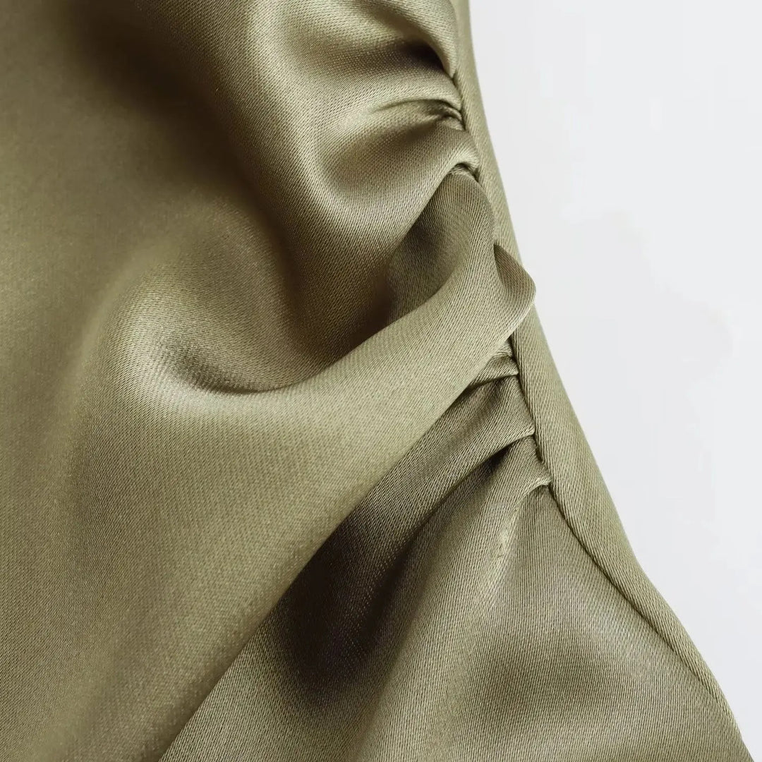 Robe mi-longue en satin pour femme