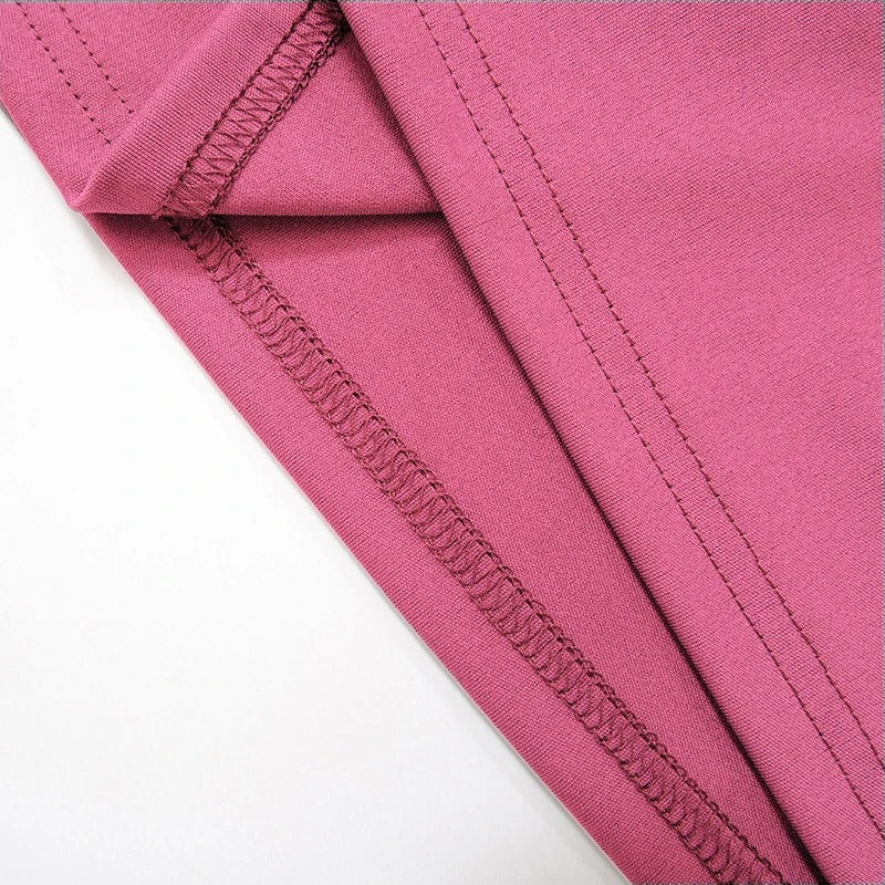 Mini-robe sans manches ajustée en A pour femme