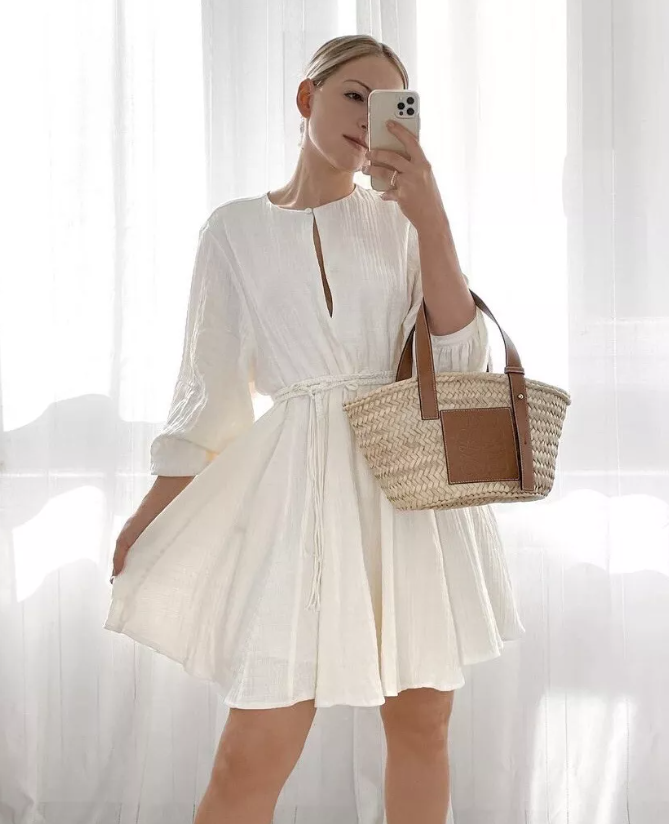 Robe à manches courtes et ballon avec ceinture nouée pour femme