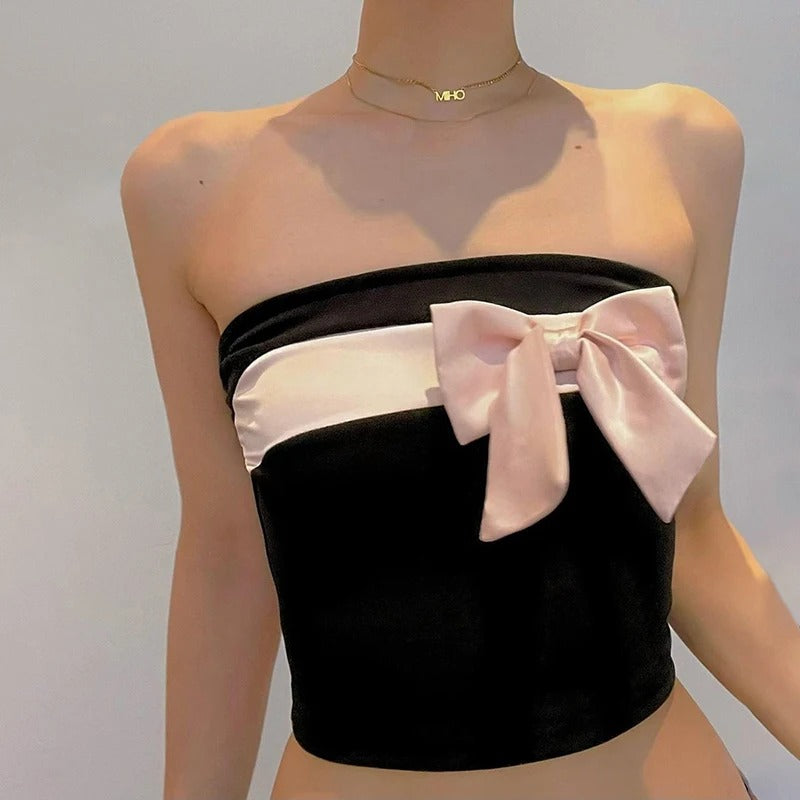Haut court sans bretelles avec nœud papillon pour femme