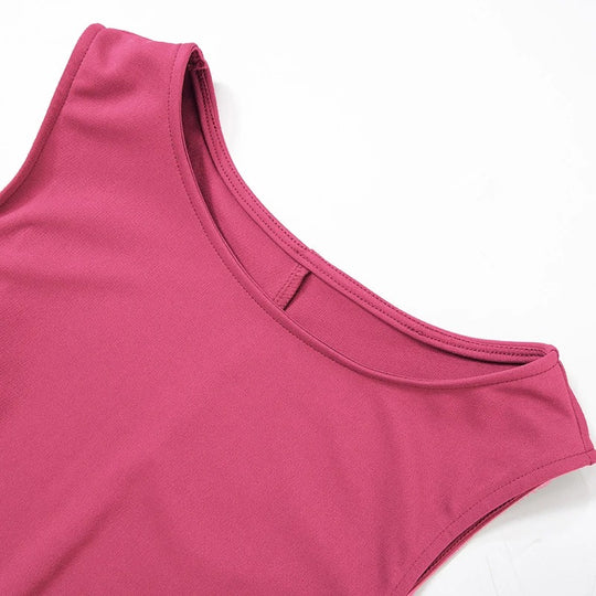 Mini-robe sans manches ajustée en A pour femme