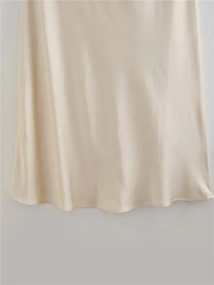 Robe longue en satin à épaules dénudées et dos nu pour femme