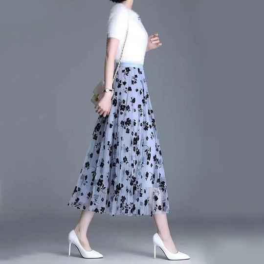 Jupe en maille fleurie pour femme