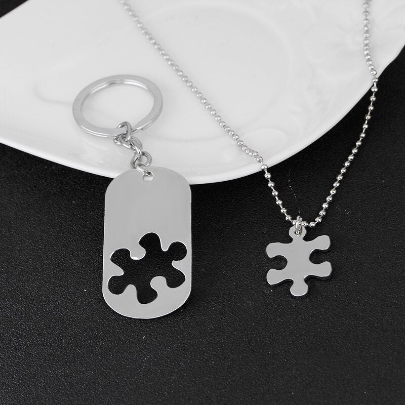 Collier puzzle "L'amour entre nous sera éternel" (The Love Between Us Will Be Forever and Ever)