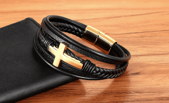 Bracelet croix en cuir Faith