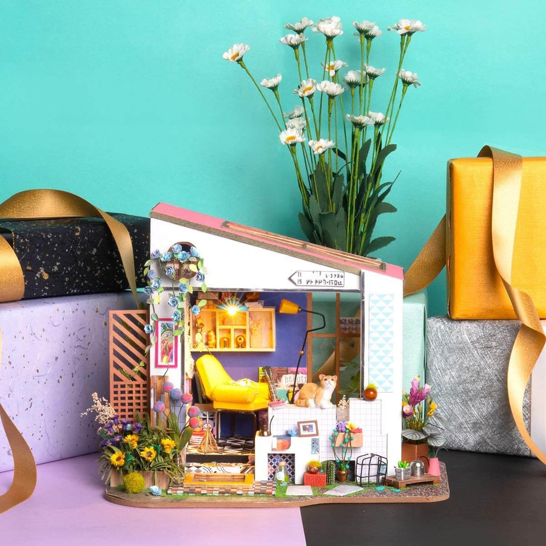 Fsolis Kit de maison de poupée miniature à faire soi-même, kit de maison  miniature avec couvercle anti-poussière 3D en bois, kit de maison miniature  à faire soi-même (TS216) : : Jeux et