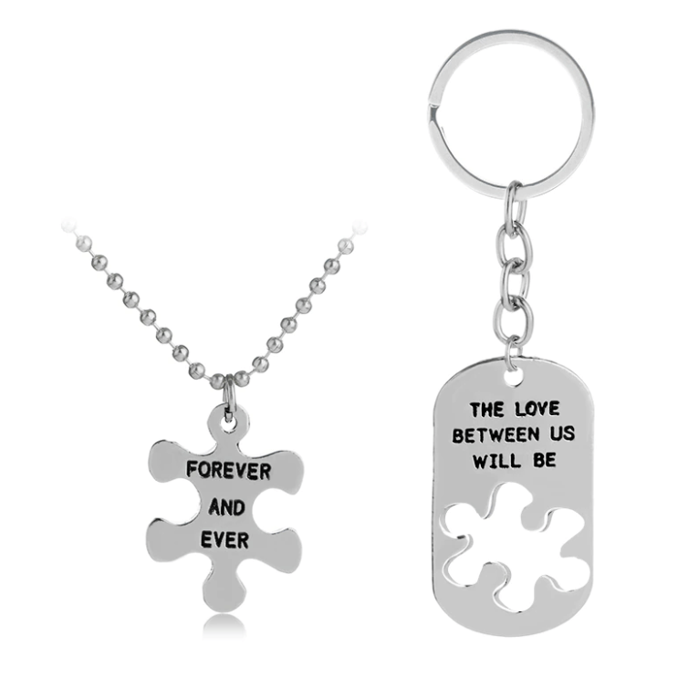 Collier puzzle "L'amour entre nous sera éternel" (The Love Between Us Will Be Forever and Ever)