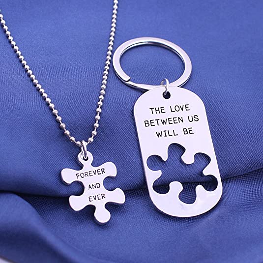 Collier puzzle "L'amour entre nous sera éternel" (The Love Between Us Will Be Forever and Ever)