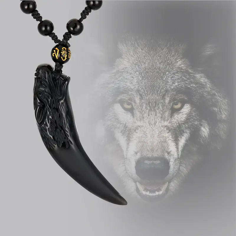 Collier à pendentif loup en obsidienne
